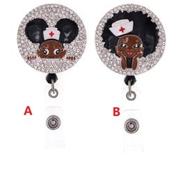 Llaveros de estilo más nuevo, soporte de identificación retráctil con diamantes de imitación para niña negra, accesorios para nombre de enfermera, carrete de insignia con clip de cocodrilo 297Z