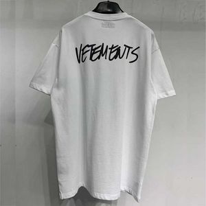 El más nuevo verano minimalista impresión Vetements camiseta hombres mujeres alta calidad suelta VTM camiseta bordado Vetements camiseta
