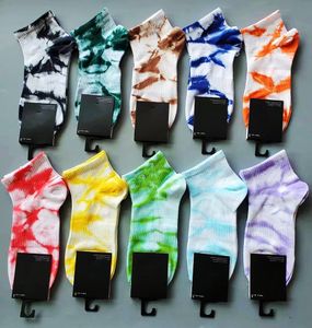 Nieuwste Tie Dye Short Printing Socks Streetstyle Gedrukte katoenen enkelvaar voor mannen Women Low Cut Socks Basketball Skateboardin8049346