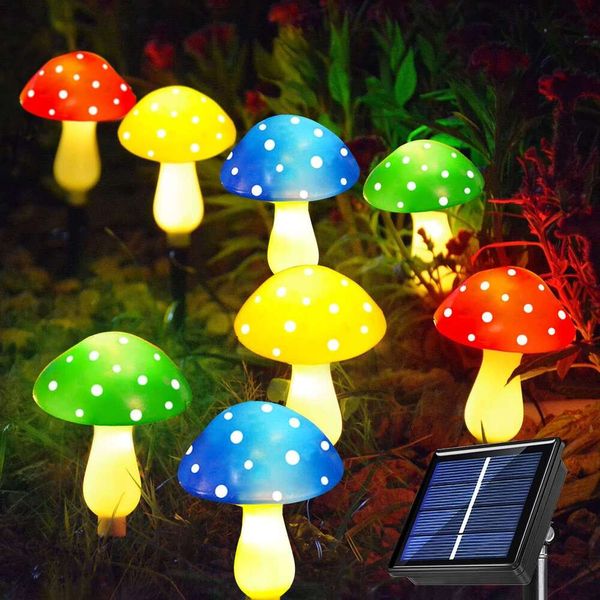 DÉCOR DE LUMIRES SOLAIRES DE 8 VERSIONS 8, 8 modes imperméables de la lampe de fée à champignons multicolores extérieurs étanche pour la pelouse de jardin Halloween de Noël Halloween