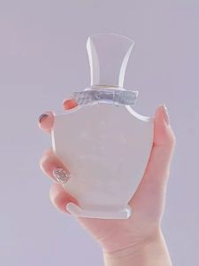 El más nuevo perfume de diseñador al por mayor para MUJERES Love In White 75 ml EVA DE botella de perfume con fragancia de larga duración para hombre para automóvil Entrega rápida