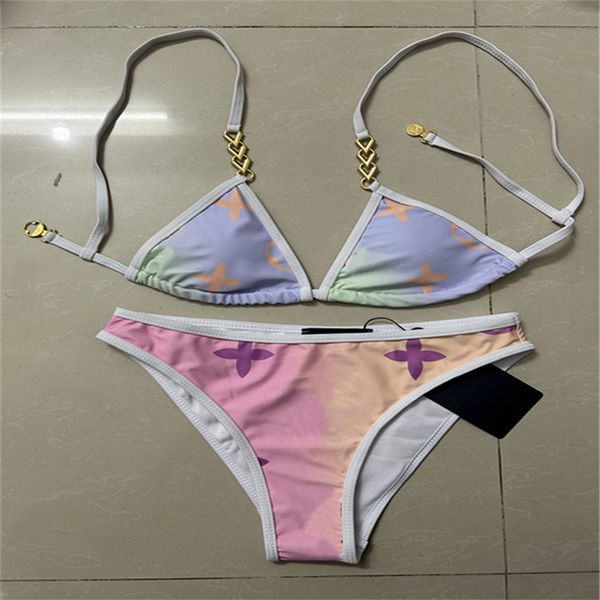 Les plus récentes designers des concepteurs sexy bikinis set à sangle claire étoiles de maillot de bain en forme de maillot de bain pour dames de mode de se plage de la mode