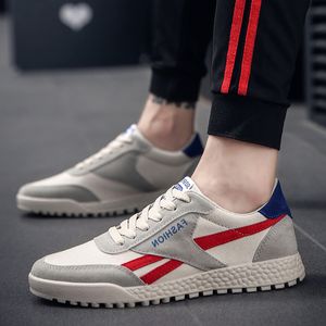 Nieuwste Vrouwen Mannen Sporttrainer Running Schoenen Ademend Mesh Rood Zwart Wit Blauw Groen Platform Runners Sneakers Maat 39-44 Code: 04-207