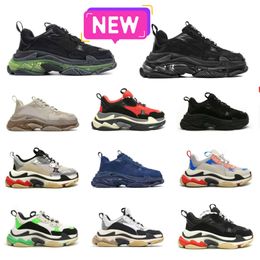 Derniers Crystal Bottom 17w Triple S Chaussures Casual Hommes Femmes Papa Plate-forme Baskets Noir Blanc Rouge Sneaker Paris Designer De Luxe Transparent Crystal Brand Sneakers