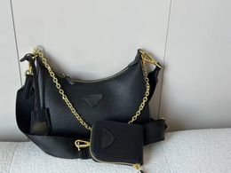 Nieuw aangekomen 3 -delige man dames luxe ontwerpers tassen handtassen hobo portemonnees lady handtas crossbody schouderbakken buitenrugzak tassen gouden zilveren ketens borden