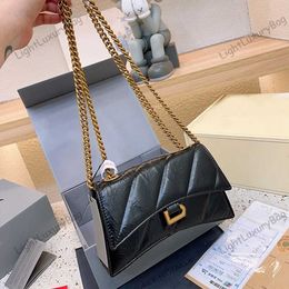 Nieuw aangekomen Designer Letter B Zandloper Tassen Mode Schouder CrossBody Tas Dames Krokodillenleer Luxe Handtassen Vrouwelijke Klassieke Portemonnees 230617