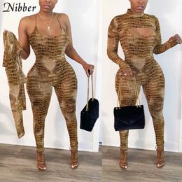 Nibber Sexy Snake Print Sling Jumpsuits T-shirt 2Two Stuk Sets Dames Club Party Dragen Herfst New Street Jumpsuit Top Pak Vrouw Y0625