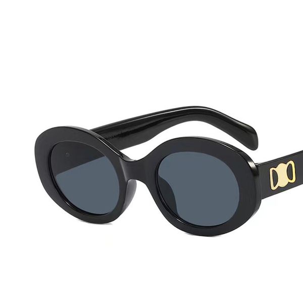 Nice Tide Radiation Frame Designer des lunettes de soleil pour femmes masculines classiques UV 400 Lunettes de soleil plage avec boîte une variété de styles et de couleurs
