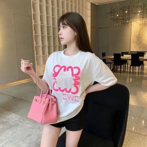 Vêtements de marque de niche 24SS été nouveau logo brodé lâche moyen long slim décontracté femmes à manches courtes T-shirt confortable