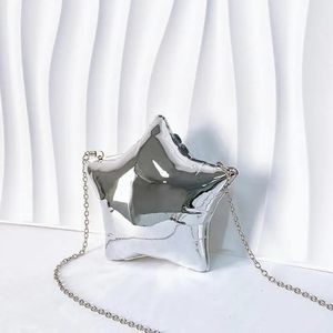 Niche Design Gold en Silver Chain Dames Avond Bag Bright Face Five Pointed Star Schouder Funny Party 240326