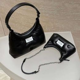 Niche Design Liu Wen même français en cuir véritable éponge nuage sac Hobo Mini chaîne une épaule sous les bras sac pour les femmes