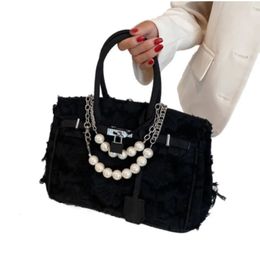 Niche Design Pearl-kettingzak Ravged Beggar One Shoulder Crossbody Handtas Bag Messenger Bags Casual Top-handle 240429