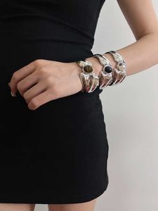 Niche-ontwerper Ocean Agate Self-Discipline Opening armband met temperament en persoonlijkheidspaar Bracelet met lichte luxe en high-end sieraden