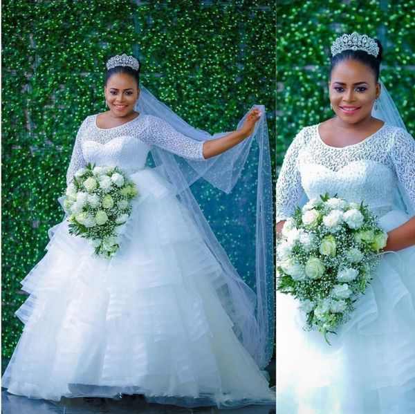 Nigeria Style robes de mariée à plusieurs niveaux 2017 été dentelle haut manches longues, plus la taille robes de mariée tulle robe de bal robes de mariée africaines