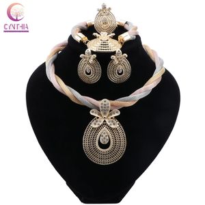 Conjunto de joyas de la boda de las mujeres nigerianas Dubai oro colorido bridal mujer africana traje conjunto de joyas al por mayor