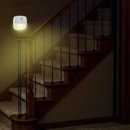 Nachtlicht Smart Motion Sensor Lichte batterij bediende LED Night Lamp voor bedlampen Kinderen Slaapkamer Pathway Toiletstoel HKD230812