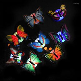 Nachtlichten 10 stks/veel kleurrijk veranderende vlinder LED lichtlamp wandstickers thuiskamer feest bureau decor