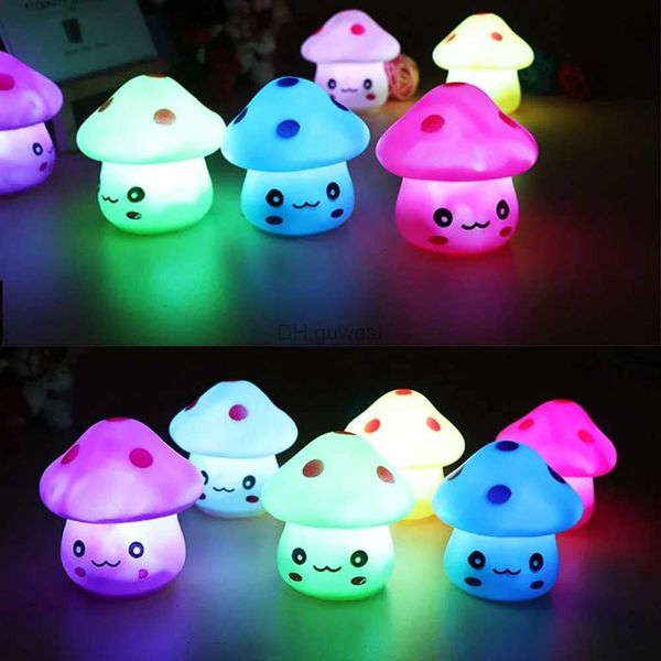 Veilleuses 1 pièces Mini lampe champignon intérieur bébé enfants chambre éclairage jouet LED chevet lumineux veilleuse maison fête décorations YQ240207