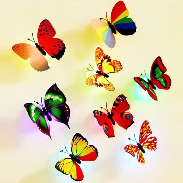 Luces nocturnas 300pcs / lot Lovely Creative Color Changing ABS Butterfly LED Light 3D Lámpara de decoración