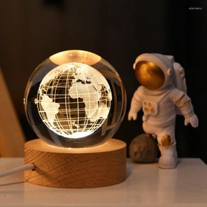 Veilleuses 3D Illusion Lampe Base en bois Boule de cristal pour cadeaux d'anniversaire de Noël Lumière LED