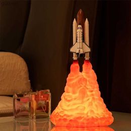 Nachtverlichting 3D LED Slaapkamer Nachtlampje Space Shuttle Raket Nachtlampje USB Oplaadbare Ruimte Bureaulampen Voor Kerst Verjaardagscadeau YQ240112