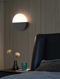 Nachtverlichting Slaapkamer Nachtkastje Led Wandlamp Nachtlampje Voor Thuis Zwart Wit Mount Nordic Blaker Maan Hotel Aplique Pared ronde Decoratie YQ240112