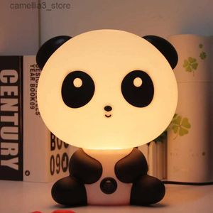 Nachtverlichting Cartoon Elf Panda Tafellamp Creatief Geel Licht Invoeging LED Nachtlampje Kinderslaapkamer Schattig Nachtkastje Decoratief Licht Q231114