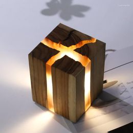 Nachtverlichting Creatieve Slaapkamer Bedlampje Desktop Crack Sfeer Decoratie Ornamenten Massief Houten Scandinavisch Design Cadeau LED-licht