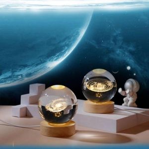 Luces nocturnas decorativas Sistema Solar R astronauta Base de madera regalo para estudiantes luz 3D grabado con láser bola de cristal luminosa
