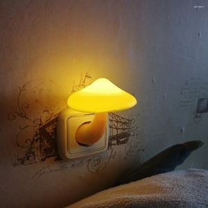 Veilleuses prise ue maison chambre lumière LED champignon prise murale lampe blanc chaud contrôle de la lumière capteur décoration