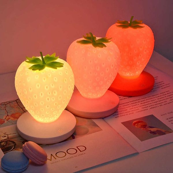 Veilleuses Led Lampe à économie d'énergie Enfants avec veilleuse amusante en forme de fraise Charge USB Lampe en silicone Interrupteur tactile Luminaria P230331