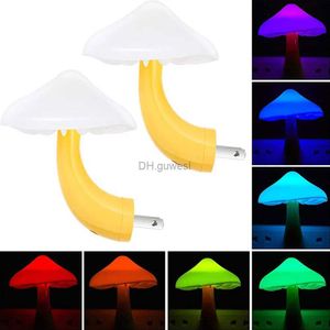 Veilleuses LED veilleuse Plug in lampe 7 couleurs changeantes champignon capteur de lumière veilleuses pour adultes enfants veilleuse YQ240207