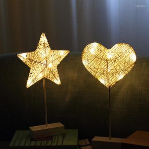 Nachtlichten LED RATTAN TABEL LAMP DIY Moon Star Heart Mooi licht bed voor het kerstfestival Wedding Party Home Decoratie