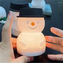 Lights Night LED Snowman Snowman Reccharteable Cartoon Table de chevet de table de table de table Batterie Humeur en silicone pour la chambre à coucher décor de Noël