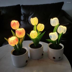 Veilleuses LED Tulipe Chevet Lampe De Bureau USB Charge Simulation Fleur Lecture Pot De Fleurs En Pot 3V / 300mAh Pour Mariage Saint Valentin Cadeau