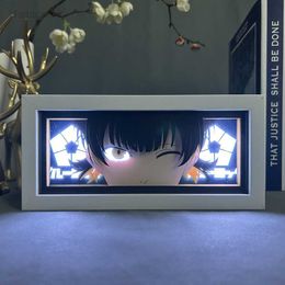 Night Lights Light Box Meguru Bachira pour la décoration de la chambre Manga Paper Cut Table Lampe de bureau Anime Blue Lock Lightbox Yeux Visage HKD230704