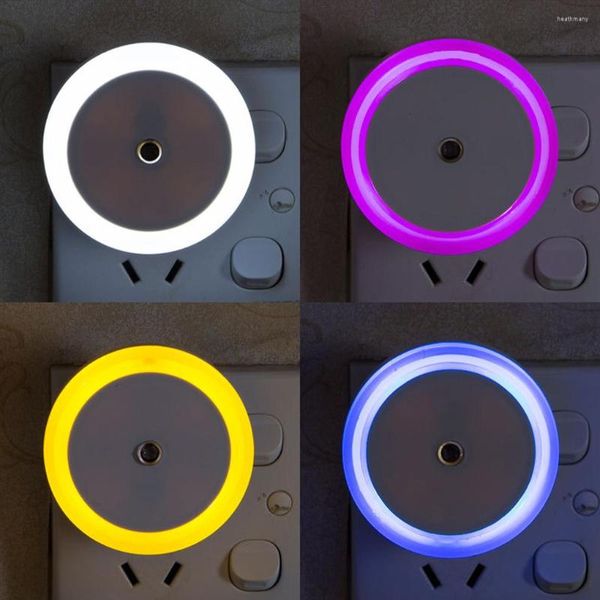 Luces nocturnas Luz LED 0 5W 30-40lm Lámpara con sensor automático Enchufe de pared de plástico Cabecera Enchufe de la UE Rojo