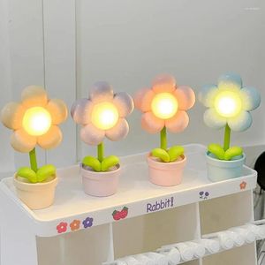 Nachtverlichting Mini LED-bloemlicht Schattige kleine tafellamp Desktopornament Nachtkastje Slaapkamer Ambient Kinderen Speelgoed Kinderen Vakantiecadeau