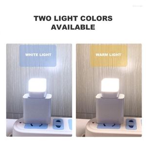 Luces nocturnas Mini LED USB Libro de carga de luz Lámpara de protección ocular de lectura redonda pequeña para sala de estar Dormitorio Baño