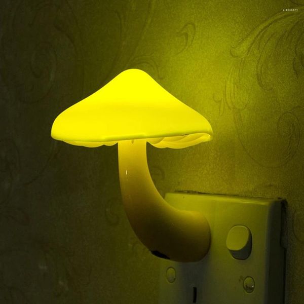 Veilleuses Champignon Lumière LED Lampe De Chevet UE/US Plug 7 Couleur Changeante Capteur De Lumière Contrôlée Pour Babyroom Chambre Décor À La Maison