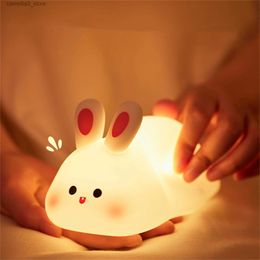 Luces de noche Luz de noche para niños Conejo Lámpara para dormir de silicona suave USB Recargable Regulable Mesita de noche LED Luces de noche para decoración de dormitorio Q231114