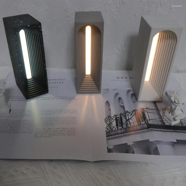 Luces nocturnas Lámpara de mesa de cemento de arte nórdico Luz arquitectónica gigante Diseñador Deco Regulable Mesita de noche Regalo de Navidad Recargable por USB