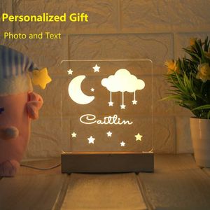 Luces nocturnas Luz nocturna personalizada USB Nombre personalizado Lámpara 3D Luminaria Aniversario de Navidad Cumpleaños Día de la madre Regalo del día del padre P230331