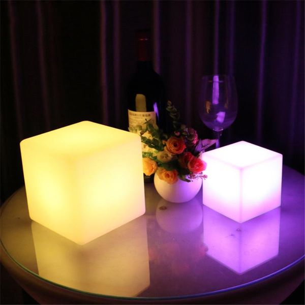 Veilleuses Rechargeable LED Table étanche Cube jardin lumière avec télécommande rvb couleur changée Patio piscine fête chaise LampNight