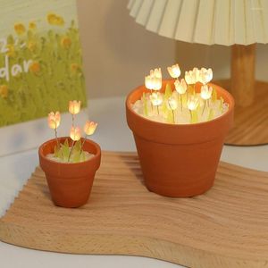 Veilleuses Simulation tulipe lampe de Table romantique à la main tulipes lumière LED chambre atmosphère maison décor cadeaux