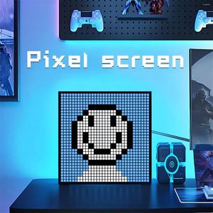 Nachtverlichting Smart LED Matrix Pixel Display RGB DIY Graffiti Bluetooth App Control Art voor Gaming Room Decor Cool animatieframe