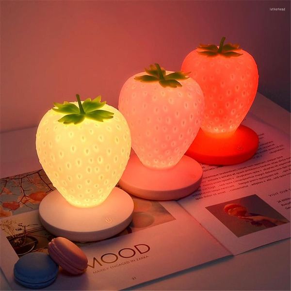 Luces nocturnas Luz de fresa Fruta Lámpara LED Regalo para niños Dormitorio Navidad Boda Fiesta de cumpleaños Decoración Carga USB Iluminación interior