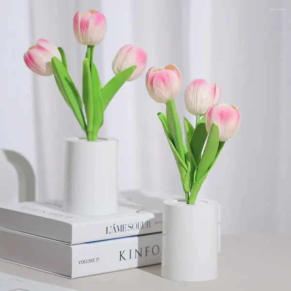 Veilleuses tulipe lumière LED atmosphère de chevet romantique à piles Simulation fleur chambre pour cadeaux de décoration intérieure