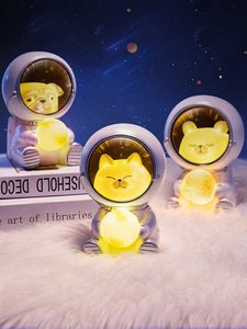 Night Lights USB Astronaut Night Light Lad Led Galaxy Guardian Pet Astronaut USB Night Light Slaapkamer Decoratie Star Kids Verjaardagsgeschenk P230331