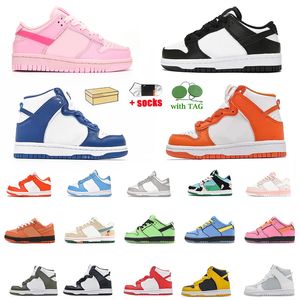 High Kid Shoes Diseñador Casual Kids Sneakers Blancos Blancos Gris Niños Sports Universidad Roja Jarritos Chunky Triple Pink Unc Panda Low Biends Trainers